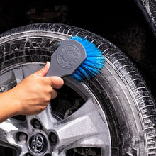 Load image into Gallery viewer, Chemical Guys Blue Stiffy Brush for Tires