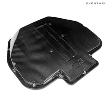 Load image into Gallery viewer, Eventuri Carbon Fiber Plenum Lid for BMW S62 V8, E39 M5 and Z8