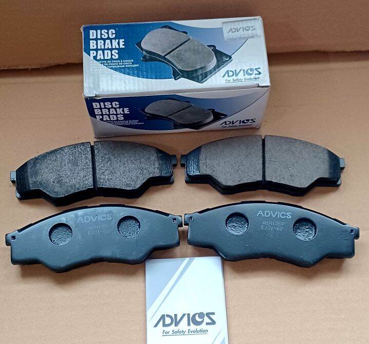 Advics Front Brake Pad Y-Series for Toyota Innova, Hilux 4x2 2005 - 2013