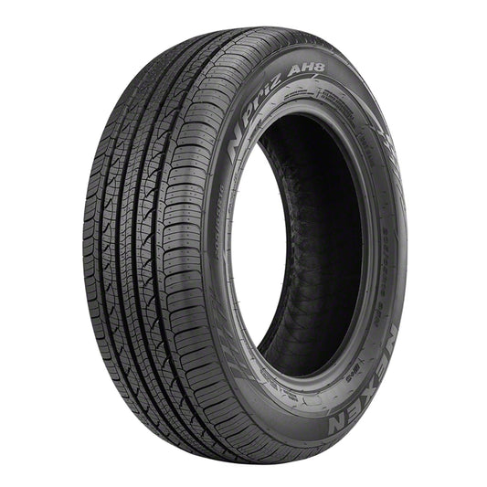 Nexen N'Priz AH8 215/50 R18 92H