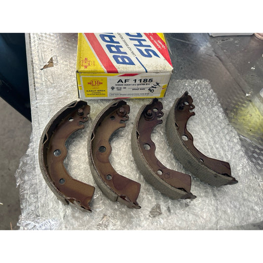 Advics Brake Shoe for Sentra B13, B14 '93-'00
